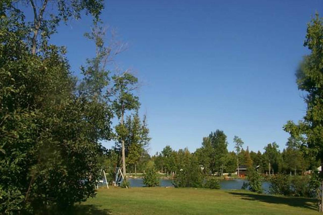 Wee Point Resort Manitowaning Kültér fotó